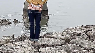 Outdoor Exposure in Ultra-low-rise Jeans