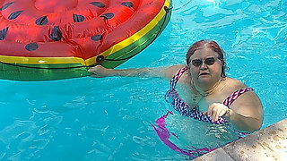 Short Video of BBW Nurse Vicki Floating on Her Huge Watermelon