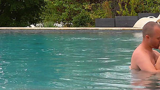 My Darling Fucks Me in the Pool of the Villa!