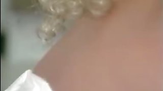 Horny quickie from the blonde nurse