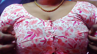 Homely Aunty Seduced Her Boyfriend With Her Boobs
