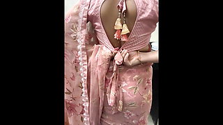 Aarohi_333 show her sexy body on video call.
