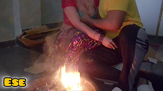 Aunty Ki Chuchiya ke saath Unki Choot Bhi Sek Di aur Garami ka Liya Param Aanand..