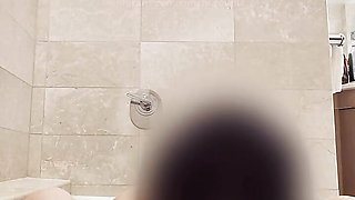 Korean collge girl shower her private area in the bath