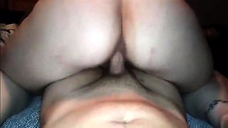 Amateur Big-Ass Creampie Ride