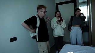 Stepmom ends up getting dicked in bed