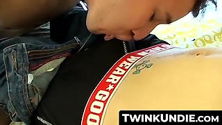TwinkUndie.com - Fuckfest-crazed undie lads' mutual spear deep throating and masturbate off