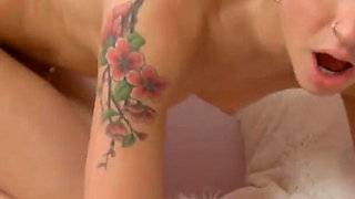 Emo slut fucked deep