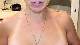 Big boobs milf masturbates with her dildo