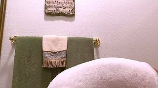 Emo teen Becka solo webcam masturbation