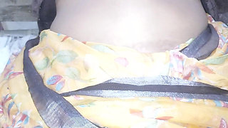 Bhabhi Show Body to Her Boyfriend