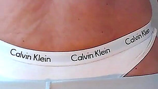 Teasing Flashing in Sexy Leggings