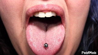 Tuffie Somethings Stuck in My Throat