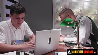 ACCIDENTAL GROUP SEX - Crazy Female Gets Group-fucked In A Library By Her Classmates FRENCH SUBTITLES - Ryan Driller