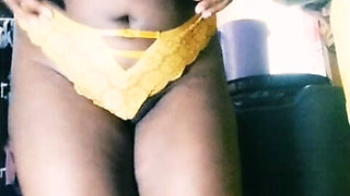 Ebony Babe Masturbating Under Her Sexy Yellow Pants