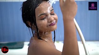 Shilpa bathes naked to seduce her cuckold husband