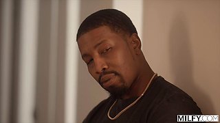 MILFY Anal-obsessed Housewife Lauren Loves BBC A Little Too Much