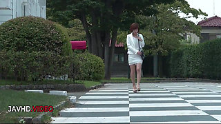 Steamy Asian Wife Gives Hot Blowjobs in Sloppy Scenes Seduction