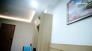 Amateurs Caught On Hidden Cam