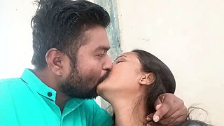 Steamy close-up amateur blowjob with a hot Indian aunty Kavita Zawazawi