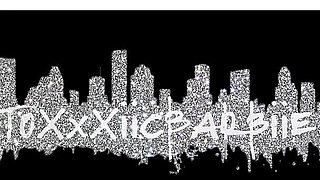 Say Hiiiii to Toxxxiicbarbiie From Texas