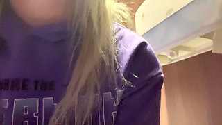 Gym Girl Public Toilet Pissing
