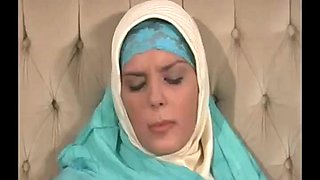 Arab Muslim Hijab Turbanli Adorable Hooters Backside Fuck Booty-Crack -Nv