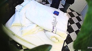 Horny fat arab housewife fingered on amateur hidden cam