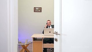 Ashby Winter A Legalporno Secretary Gets Fucked By Boss In