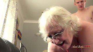 Busty Blonde Gilf Mrs. Claire Seduces The Computer Guy