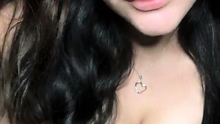 Hot brunette close up pussy masturbation on cam