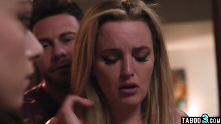 Married couple offering 3some sex pound