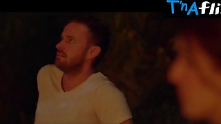 Laura Adamo Donk, Milk cans Episode in The Wishing Tree