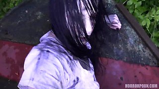 Horror Porn 5 The girl from the well