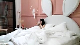 Horny fat arab housewife fingered on amateur hidden cam