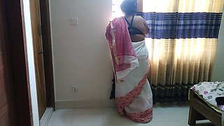 Saudi 60 Year Old Hot Mother in Law Fucked by Son in Law in Hotel Room - Cum in the Big Ass