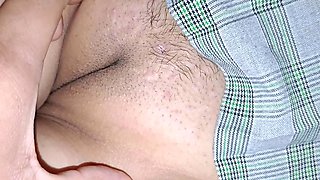 VIRGIN AND TIGHT INNOCENT SCHOOLGIRL LETS HERSELF DO