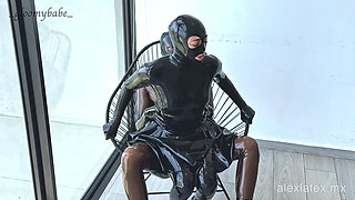Hot Session on the String Chair T1, Gloomy Gives Me Pleasure - Alex Latex