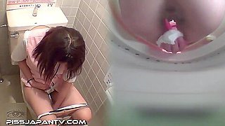 Pjt- - Womens Toilet In The Office 3