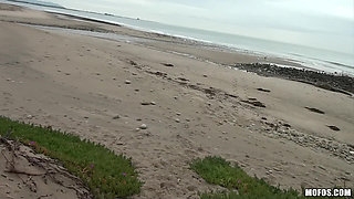 Pervs on Patrol - Jeanie Marie Sulivan Naked on the Beach Why Not Fuck