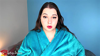 Making Your Step-stepsister Kiss You